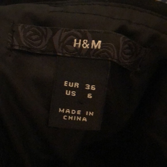 3 For $25 Black Crepe Corset Style Top - Picture 6 of 12